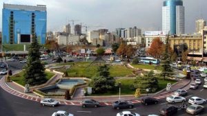 با چه بودجهای در ونک صاحبخانه شویم؟ / خانه ۱۵ سال ساخت متری ۱۲۰ میلیون!