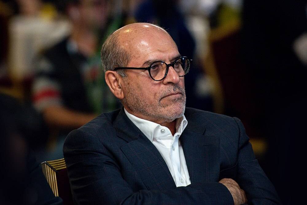 جهان وارد انقلاب پنجم توسعه شد ما بین انقلاب دو و سه ماندهایم/ خطر مهاجرت را جدی بگیرید