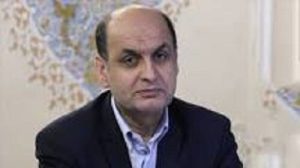 هادی حق‌شناس: اقتصاددانانی که رئیسی مدعی است به خط شده‌اند، کجا هستند/ رئیس جمهور علاقه دارد اقتصاد در اختیار هیاتی‌ها باشد