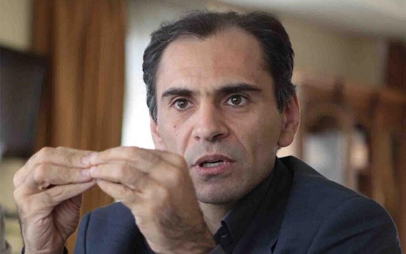 کامران ندری: دولت مدعی است که در سال گذشته رشد اقتصادی داشته اما مردم چنین حسی ندارند کامران ندری: دولت مدعی است که در سال گذشته رشد اقتصادی داشته اما مردم چنین حسی ندارند
