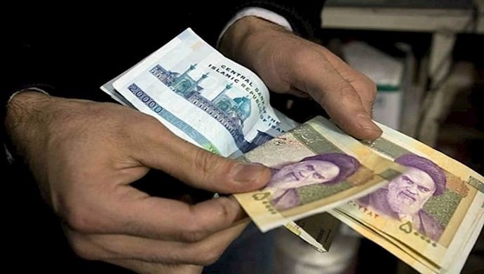 آخرین اخبار درباره افزایش حقوق ۱۴۰۳ / توپ افزایش حقوق در زمین کارفرمایان افتاد آخرین اخبار درباره افزایش حقوق ۱۴۰۳ / توپ افزایش حقوق در زمین کارفرمایان افتاد