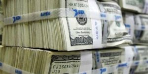 بازار دلار در انتظار روز موعود حزب‌الله / فنر قیمت طلا و سکه در رفت 
