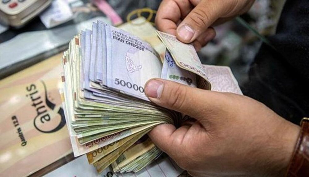 رییس سازمان برنامه، آب پاکی را روی دست کارمندان و بازنشستگان ریخت/ انتظار افزایش حقوق متناسب با تورم را نداشته باشید رییس سازمان برنامه، آب پاکی را روی دست کارمندان و بازنشستگان ریخت/ انتظار افزایش حقوق متناسب با تورم را نداشته باشید
