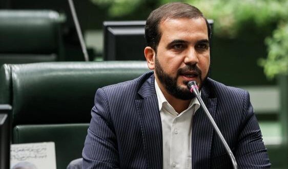 موافق کلیات لایحه بودجه: نگرانی در بحث افزایش حقوق کارکنان است موافق کلیات لایحه بودجه: نگرانی در بحث افزایش حقوق کارکنان است