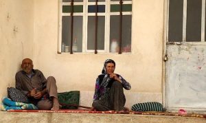 وزارت اقتصاد مدعی شد: روند فقر کاهشی است/ برخی نقدها به دولت سیاسی‌کاری است