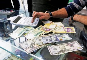 پیش‌بینی معاون اسبق ارزی از آینده ارز / چرا قیمت دلار درجا زد؟