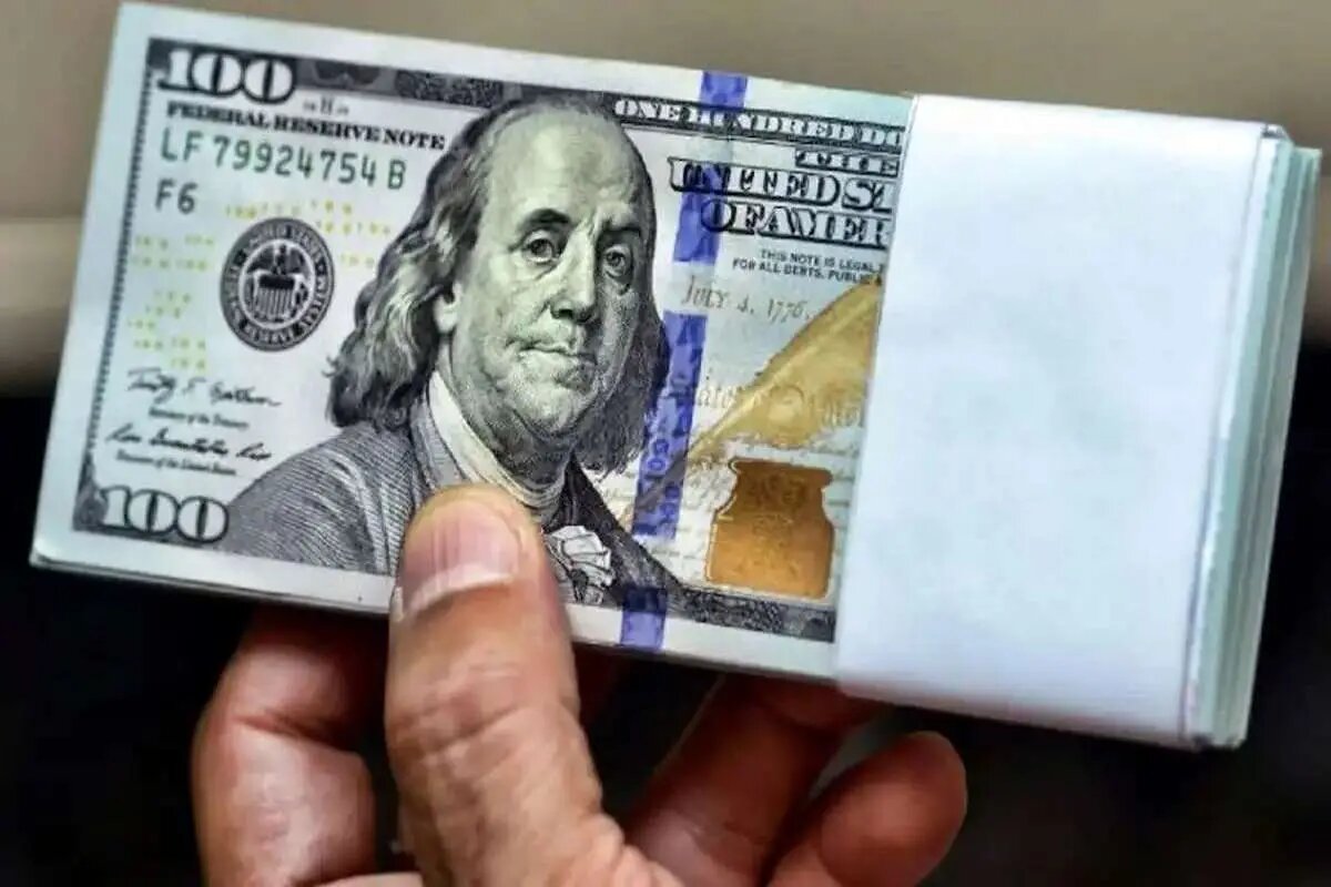 قیمت دلار در به کانال ۵۶ هزار تومانی نزدیک شد قیمت دلار در به کانال ۵۶ هزار تومانی نزدیک شد