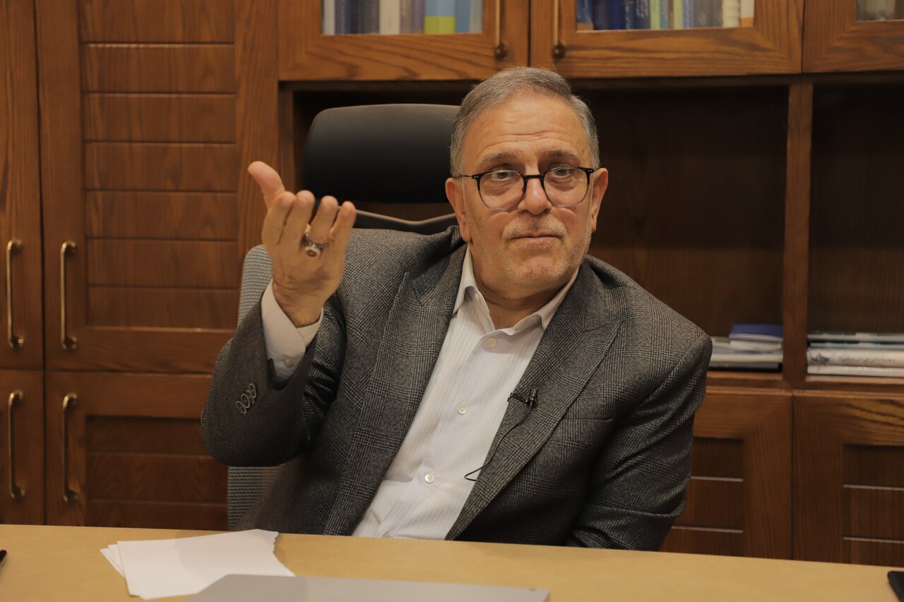 هشدار مهم سیف: در این وضعیت تورم سه رقمی بعید نیست/ ماجرای افایتیاف حل شد اما فایدهای ندارد هشدار مهم سیف: در این وضعیت تورم سه رقمی بعید نیست/ ماجرای افایتیاف حل شد اما فایدهای ندارد