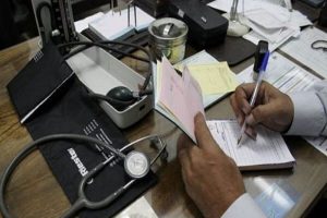 ۱۰ درصد از حقالزحمه پزشکان مالیات گرفته میشود