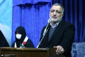 طلب اتوبوس مجانی از تولیدکنندگان داخلی همزمان با خرید میلیارد دلاری در چین!