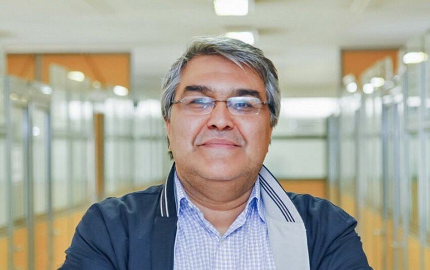 یک استاد دانشگاه: سرنوشت پلاسکو در کمین خودروسازان است/ پیشبینی مهم از آینده بازار خودرو چیست؟
