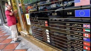 یک پیش‌بینی جدید درباره قیمت دلار در سال ۱۴۰۳/ دلار وارد چه فاز قیمتی می‌شود؟