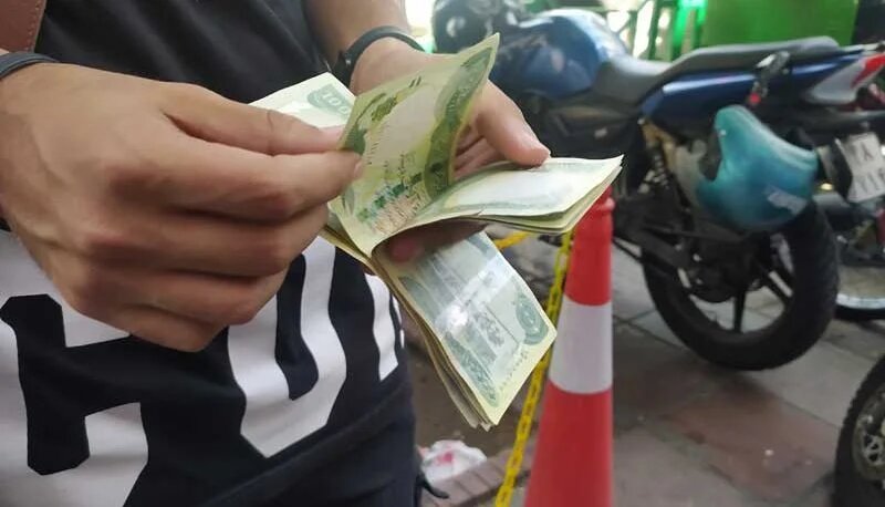 پیش بینی قیمت دلار ۲۰ اسفند ۱۴۰۲ / دلار در کانال جدید کفسازی کرد؟ پیش بینی قیمت دلار ۲۰ اسفند ۱۴۰۲ / دلار در کانال جدید کفسازی کرد؟
