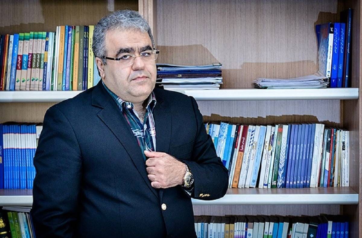 انتقاد رییس اتاق بازرگانی تهران از دلار ۴۰ هزار تومانی: دولت هم چوب را میخورد هم پیاز را/ دود این سیاستها به چشم صادر کنندهها میرود انتقاد رییس اتاق بازرگانی تهران از دلار ۴۰ هزار تومانی: دولت هم چوب را میخورد هم پیاز را/ دود این سیاستها به چشم صادر کنندهها میرود