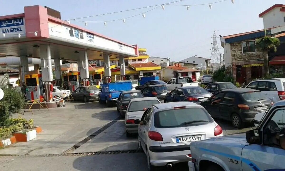 خبر مدیرعامل شرکت پخش درباره قیمت بنزین سوپر خبر مدیرعامل شرکت پخش درباره قیمت بنزین سوپر