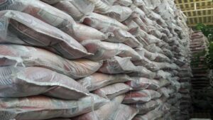برنجهای وارداتی آلوده بودند؟/ توضیحات اتحادیه بنکداران مواد غذایی