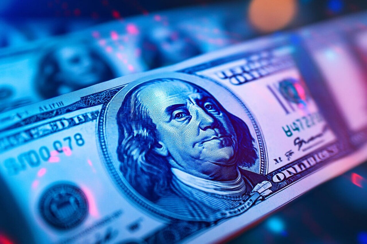 دلار رکورد تاریخی را شکست/ فرزین و همتی مسئولیت گرانی دلار را گردن میگیرند؟ دلار رکورد تاریخی را شکست/ فرزین و همتی مسئولیت گرانی دلار را گردن میگیرند؟
