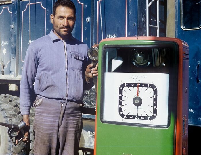 دولت بنزین را گران کرد تا شاه ارزان کند! + عکس و جزییات دولت بنزین را گران کرد تا شاه ارزان کند! + عکس و جزییات