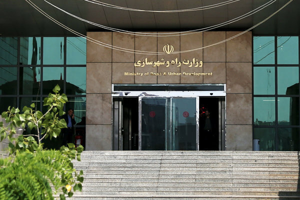 فرجام لجبازی بزرگ احمدینژاد / مسکن از راه جدا شد؟
