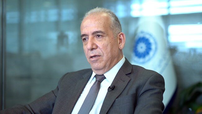 گره FATF باز میشود؟ / حریری: ایرانیها حتی برای باز کردن حساب شخصی خارج از ایران مشکل دارند