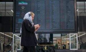 بورس دوباره سقوط کرد/ وضعیت متزلزل در بازار سهام ایران