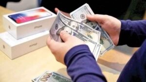 تعرفه گمرکی واردات موبایل در سال ۱۴۰۴ اعلام شد/ قیمت گوشی چقدر افزایش می‌یابد؟