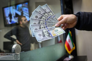 نگاه بازار دلار به دیپلماسی تهران- واشنگتن/ طلا و سکه به کدام سمت می‌روند؟