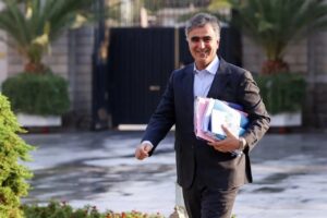 توضیح فرزین درباره ناترازی نظام بانکی/ بانکها ورشکسته نیستند