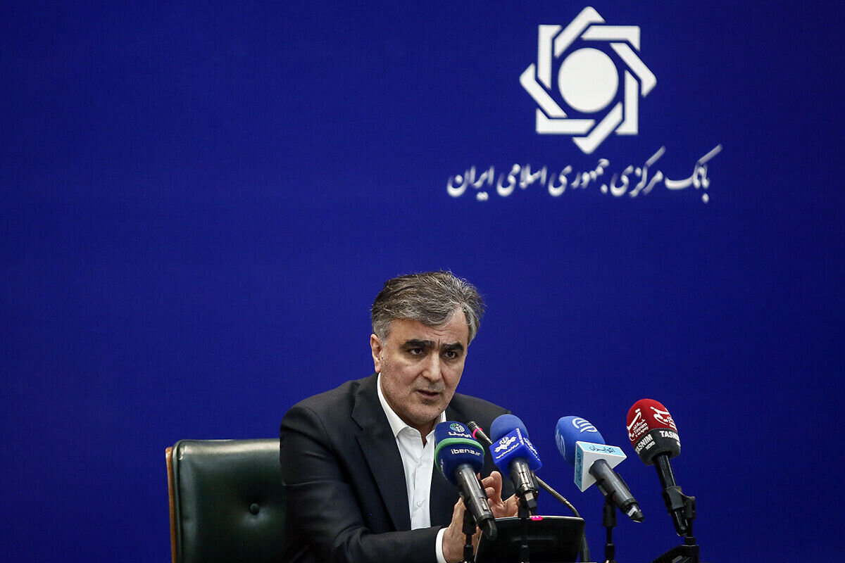 دور جدید کاهش نرخ تورم در دستور کار/ فرزین: حذف صفر از پول ملی امسال اجرایی میشود دور جدید کاهش نرخ تورم در دستور کار/ فرزین: حذف صفر از پول ملی امسال اجرایی میشود