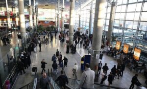 خبر جدید برای مسافران/ تمدید مجدد لغو پروازهای داخلی و خارجی تا ساعت ۱۴ فردا
