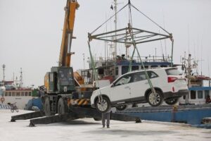 واردات خودروی کارکرده بالای ۲۵۰۰ سیسی به مناطق آزاد ممکن شد