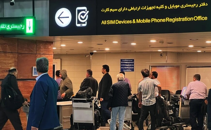 جهش ۳ برابری واردات مسافری موبایل در ۴ ماهه امسال جهش ۳ برابری واردات مسافری موبایل در ۴ ماهه امسال
