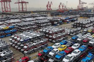 جزییات زمانبندی ثبتنام در دوره جدید عرضه خودروهای وارداتی/ متقاضیان تا ۱۵ آذر فرصت دارند