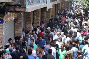 اجازه ندهید یک اعتراض صنفی درست، به مقوله ای امنیتی تبدیل شود/ با آسیب‌شناسی درست اعتراضات باید به مدیریت آن پرداخت