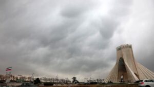 چرا ابرها در تهران نمی‌بارند؟/ ابرها هستند، اما باران نمی‌آید