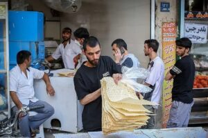 آخرین خبر درباره قیمت نان/نرخ نان آزاد میشود؟