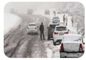 برف در جاده‌ها/ این میزان از راه‌های مواصلاتی برف‌روبی شد