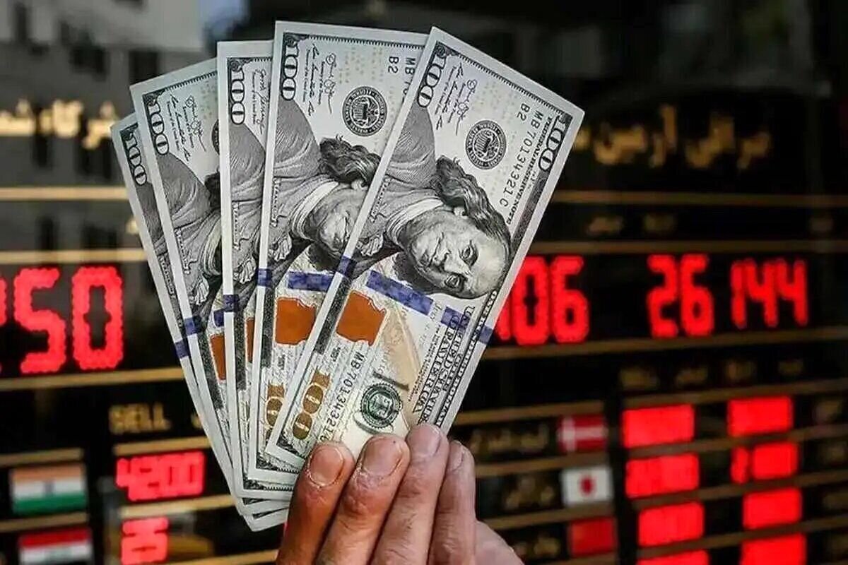 پایان هفته پرنوسان ارز و طلا/ دلار چقدر عقب رفت؟ پایان هفته پرنوسان ارز و طلا/ دلار چقدر عقب رفت؟
