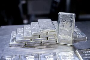 روز آرام بازار نقره/ کاهش دو درصدی قیمت گرمی در تعطیلی بازار جهانی