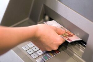 شارژ یارانه جدید /این گروه منتظر ۶۵۰ هزار تومان واریزی باشند