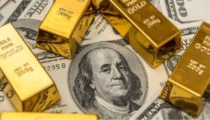 اقدام جدید بانک های مرکزی به دلیل افزایش شدید قیمت نفت؛ طلا در سایه جنگ چه سرنوشتی دارد؟ / امید سرمایه گذاران به چین