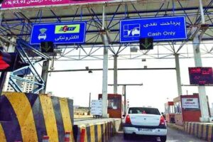 تلاش برای بازگرداندن ۷۰۰۰ مسافر حج عمره به کشور/ مذاکره برای حذف عوارض تردد آزادراه‌ها