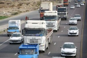 دستور وزیر راه برای اختصاص سوخت مضاعف به رانندگان کالاهای اساسی