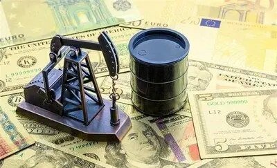 صعود ۵ دلاری قیمت نفت با حمله به تأسیسات انرژی ایران صعود ۵ دلاری قیمت نفت با حمله به تأسیسات انرژی ایران