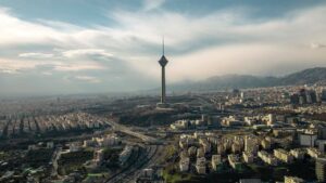 پیش بینی بازار مسکن در پساجنگ/ پورحاجت: در بازار مسکن نه در ذات آن حبابی وجود داشت و نه قیمت‌ها غیرواقعی بود