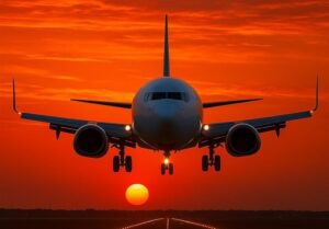 بازار انرژی زیر سایه جنگ؛ قیمت سوخت جت ۲ برابر شد