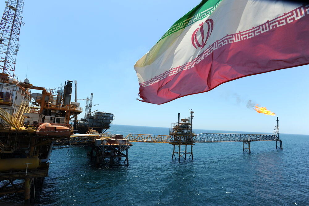 پاسخ وزیر نفت به شایعات انفجار چاههای نفت پاسخ وزیر نفت به شایعات انفجار چاههای نفت