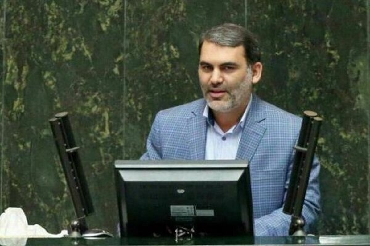 گزارش جدید از وضعیت بورس ایران/ سرمایهها از بازار خارج شدند؟ گزارش جدید از وضعیت بورس ایران/ سرمایهها از بازار خارج شدند؟