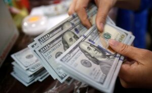 ۱۲ میلیارد دلار ایران در هاله ای از ابهام/ بازار گمانه زنی ها داغ شد، توافق نزدیک است؟